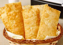 Pastelão queijo catupiry e cheddar